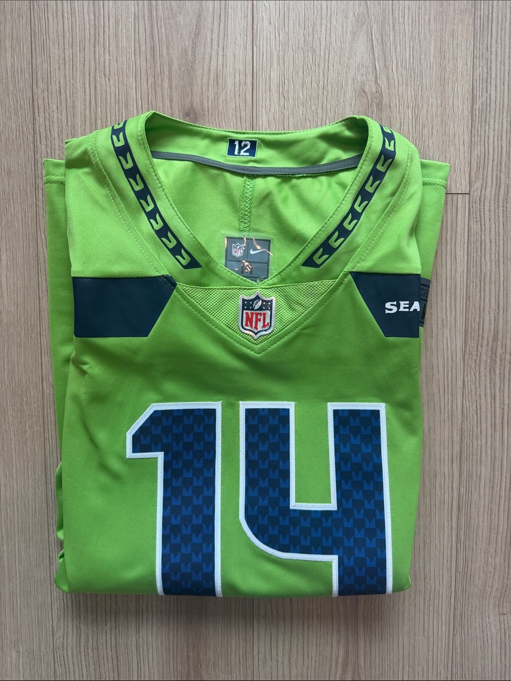 Nike Seahawks Mecalf Jersey Like New Sz M